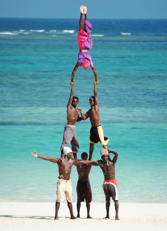 Waterlovers Beach Resort Diani Beach Exterior photo